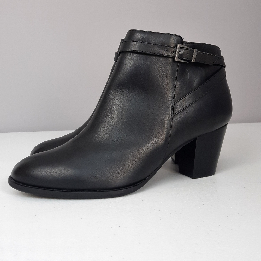 Vionic Wide Width Upton Black Leather Heeled Ankl… - image 3